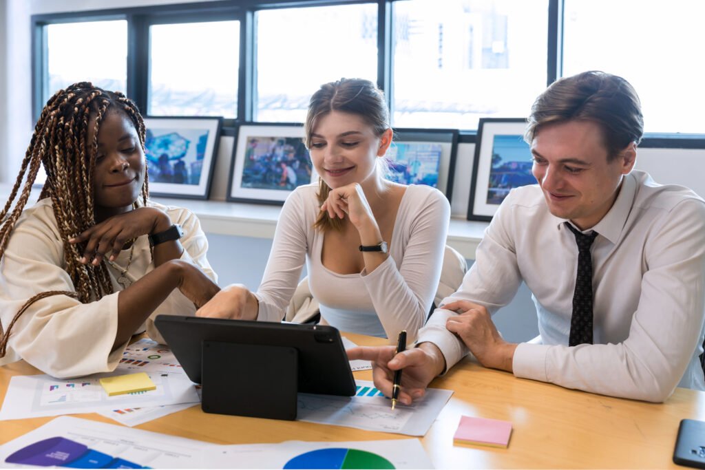 gestoría en El Ejido gestoría en El Ejido,gestoría la solución,trámites de tráfico,gestor administrativo colegiado